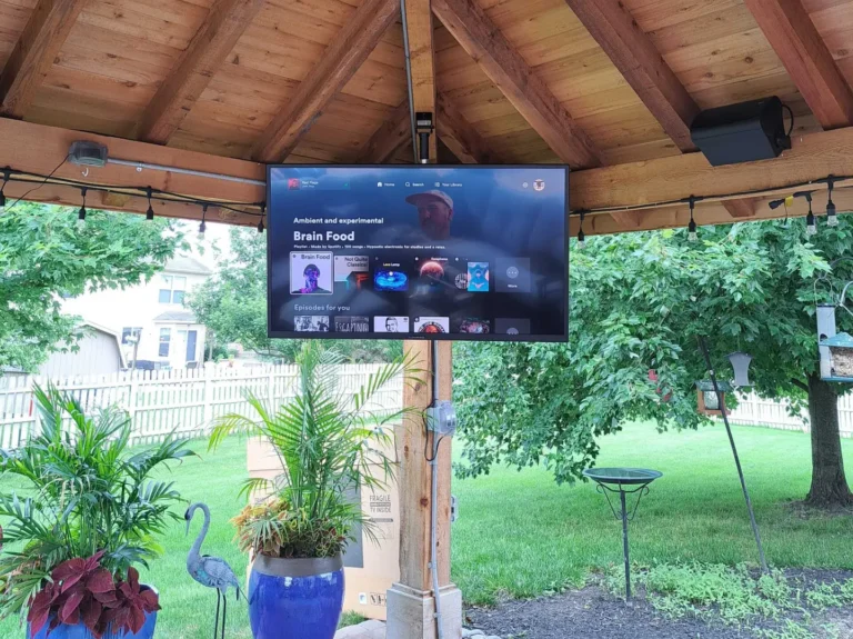 outdoor tv mount